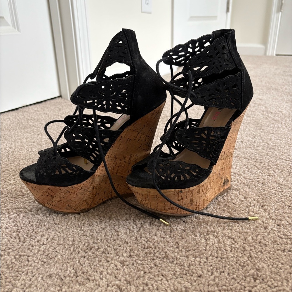 JustFab Black Wedge Sandals with Strappy Design